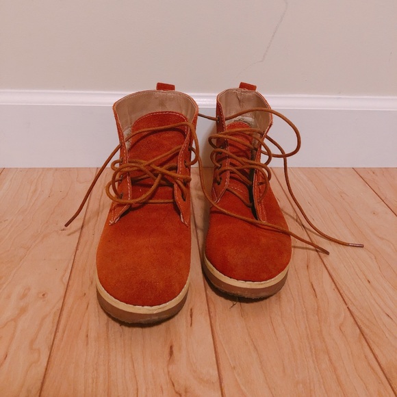 Brown short boots in mint condition - Picture 2 of 4